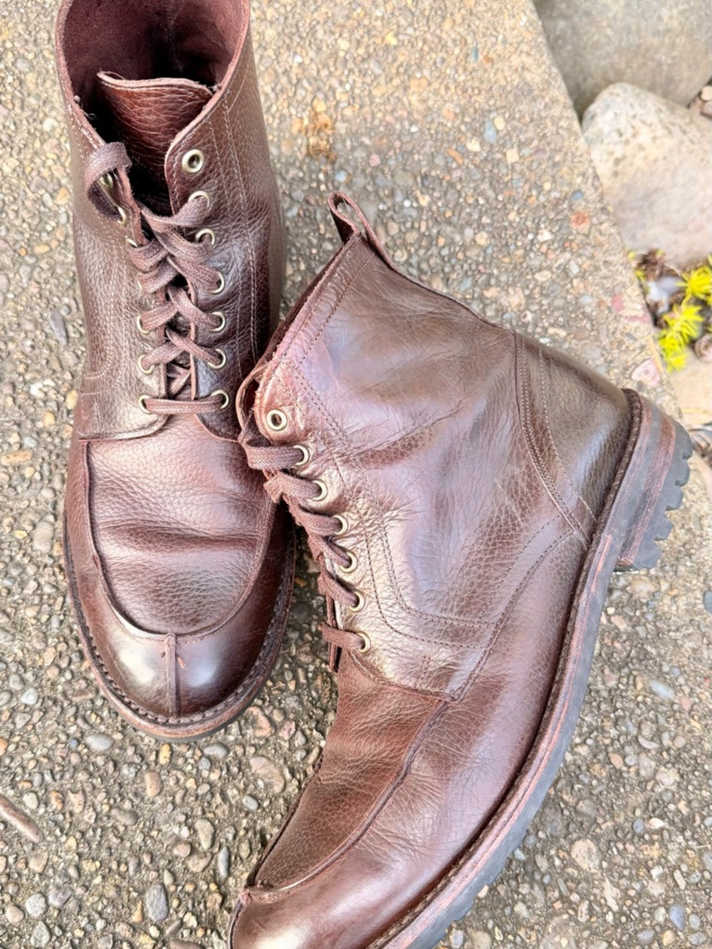 Allen Edmonds Rainier dress Leather Moc Toe Lace-Up Boots